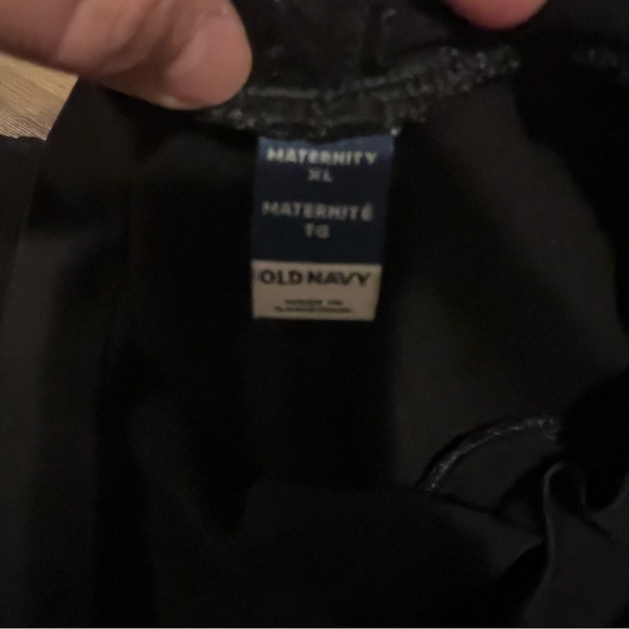 Old Navy Maternity Black Pants - Picture 3 of 3
